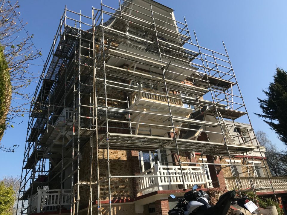 Traitement de fissures structurelles sur une maison à Gournay-sur-Marne