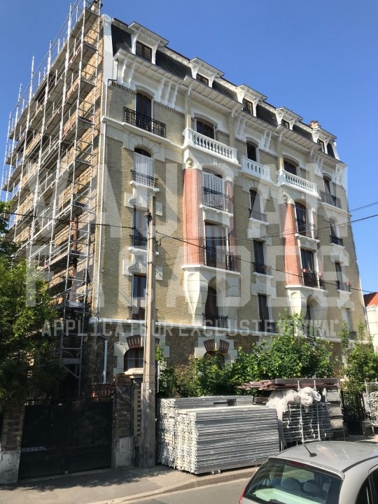 Façadier d'une maison à Villemomble, 93250, Seine-Saint-Denis